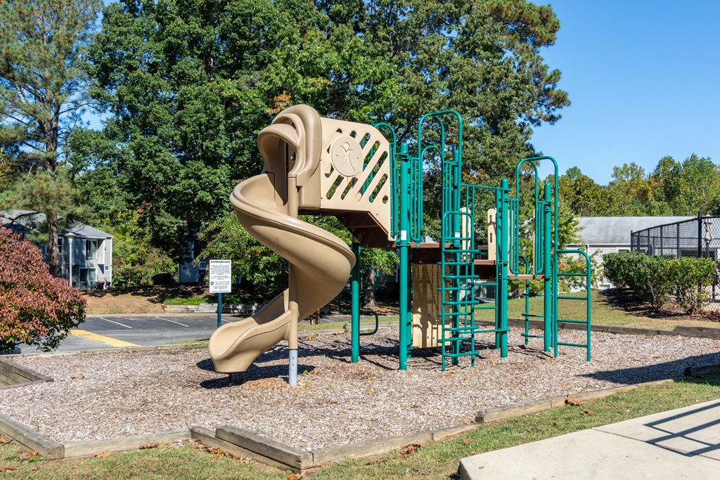 Woods Of Williamsburg Apartments, 108 Tilghman Court, Williamsburg, VA